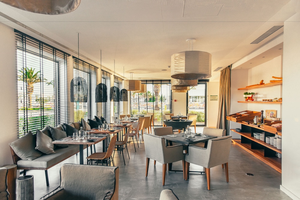 Lagos Avenida Hotel — Restaurant & bars in Lagos, Faro