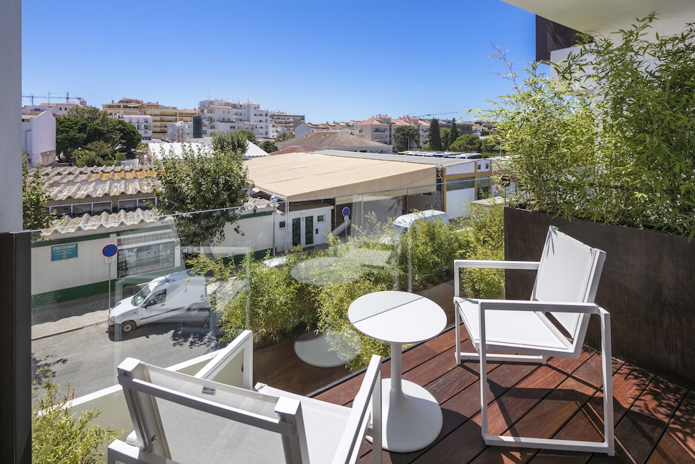 Lagos Avenida Hotel — Hotel building in Lagos, Faro