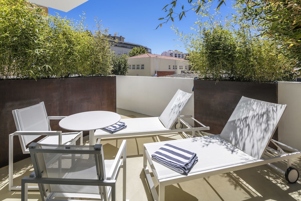 Lagos Avenida Hotel — Hotel building in Lagos, Faro