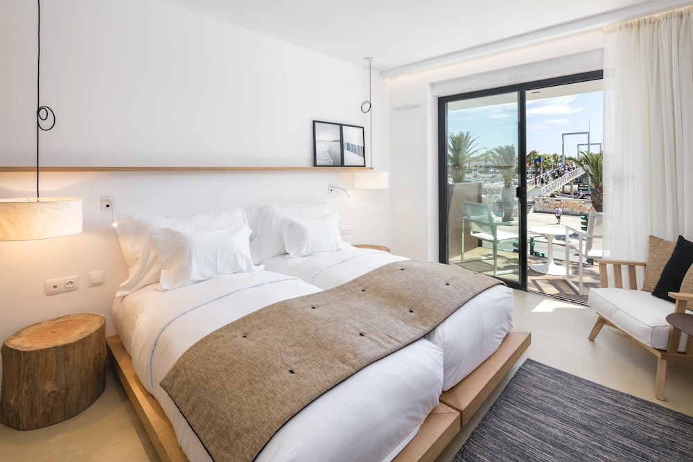 Lagos Avenida Hotel — Hotel rooms in Lagos, Faro