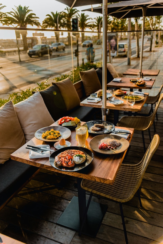 Lagos Avenida Hotel — Restaurant & bars in Lagos, Faro