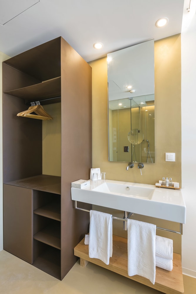 Lagos Avenida Hotel — Hotel rooms in Lagos, Faro