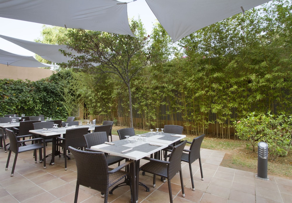 Hotel Garbí Cala Millor — Restaurant & bars in Cala Millor, Balearic Islands