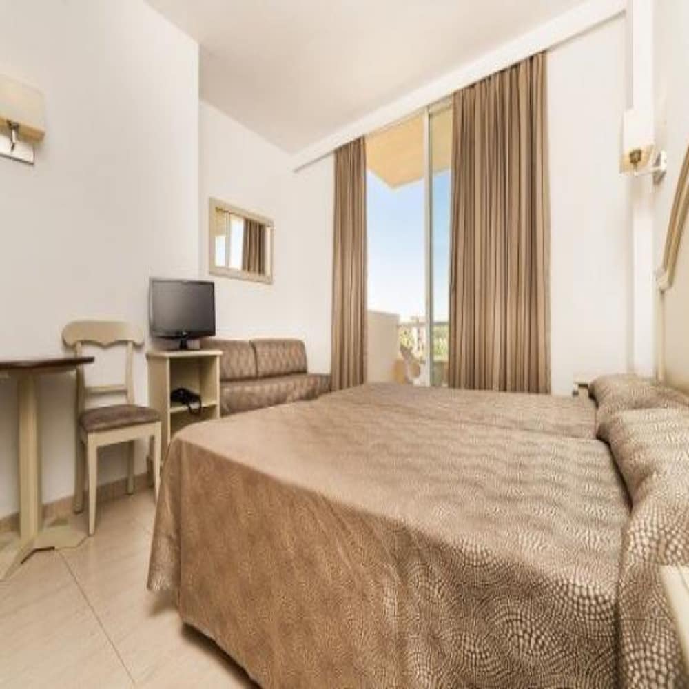 Hotel Garbí Cala Millor - zdjęcie 5
