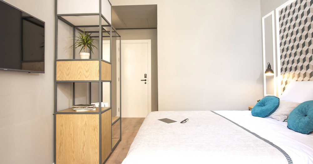 Mosaic by Ona — Hotel rooms in Barcelona, Catalonia