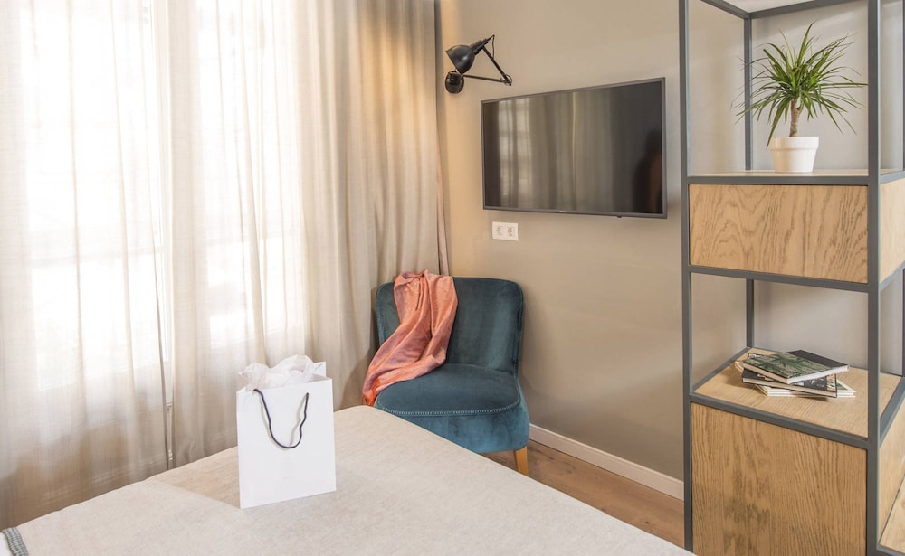 Mosaic by Ona — Hotel rooms in Barcelona, Catalonia