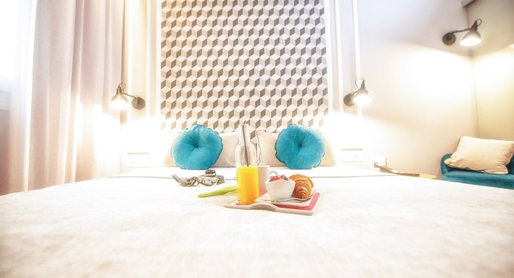 Mosaic by Ona — Hotel rooms in Barcelona, Catalonia