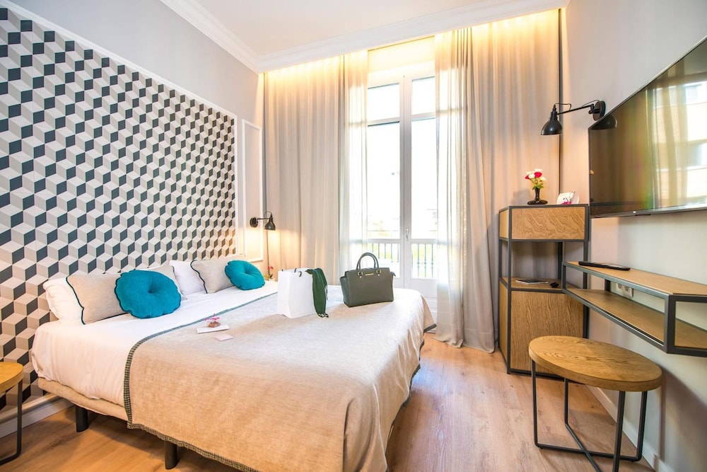 Mosaic by Ona — Hotel rooms in Barcelona, Catalonia