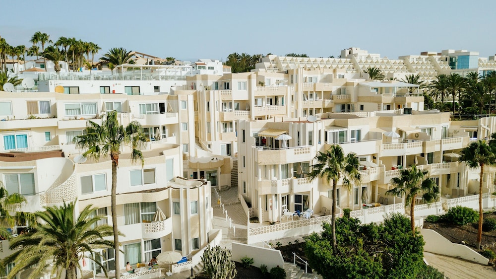R2 Maryvent Beach Apartaments — Main photo in Costa Calma, Canary Islands