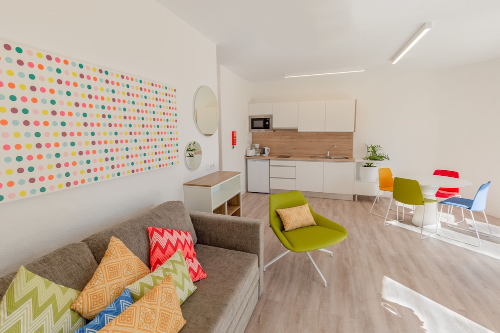 R2 Maryvent Beach Apartaments — Hotel rooms in Costa Calma, Canary Islands