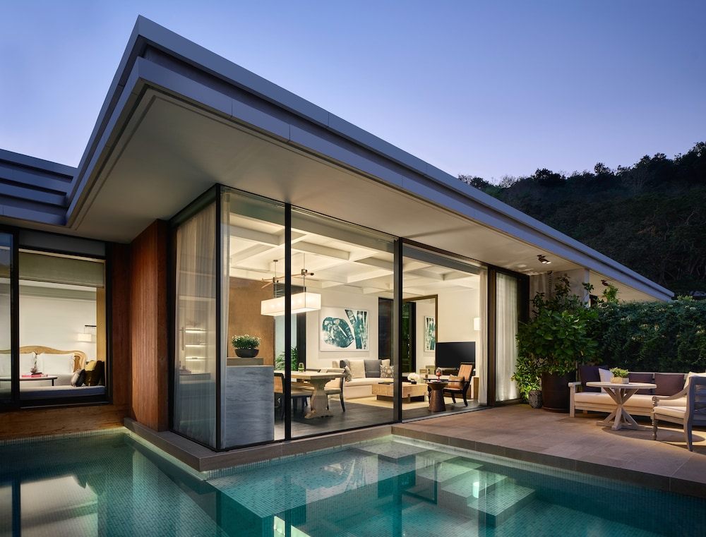 Rosewood Phuket — Swimming pool in Patong Beach, Phuket Province