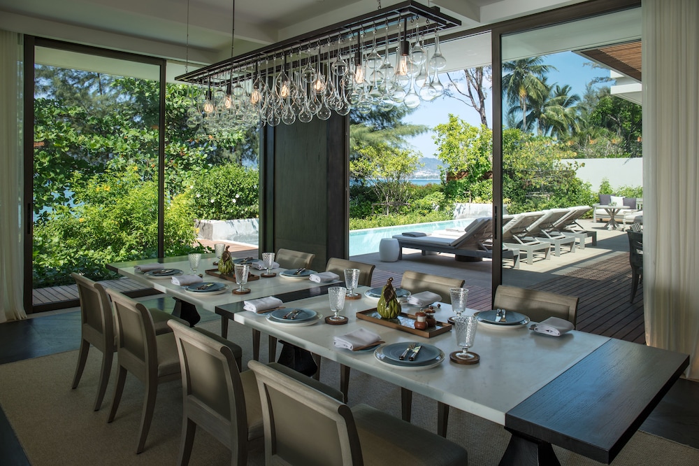 Rosewood Phuket — Restaurant & bars in Patong Beach, Phuket Province