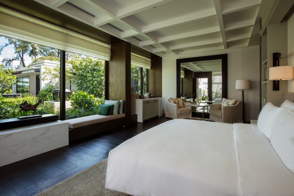 Rosewood Phuket — Hotel rooms in Patong Beach, Phuket Province