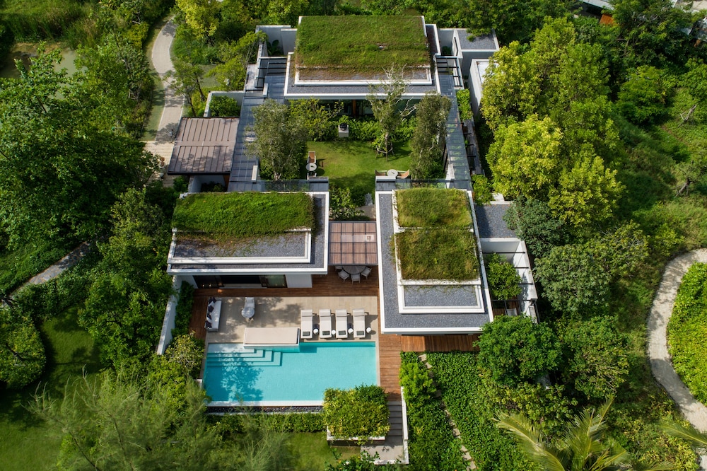 Rosewood Phuket — Hotel building in Patong Beach, Phuket Province