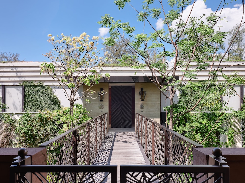 Rosewood Phuket — Hotel building in Patong Beach, Phuket Province
