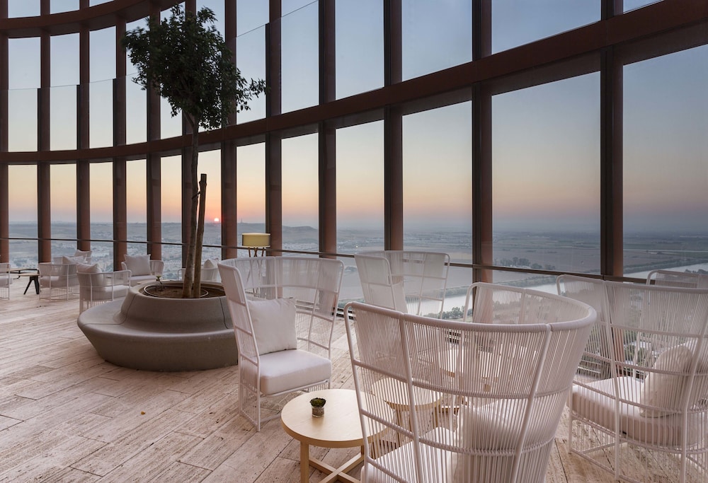 Eurostars Torre Sevilla — Restaurant & bars in Seville, Andalusia