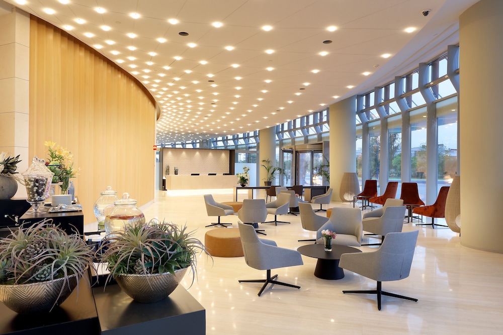 Eurostars Torre Sevilla — Hotel building in Seville, Andalusia