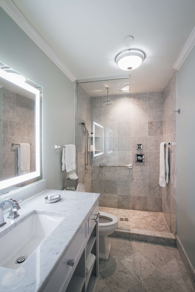 Bienville House — Hotel rooms in New Orleans, Louisiana
