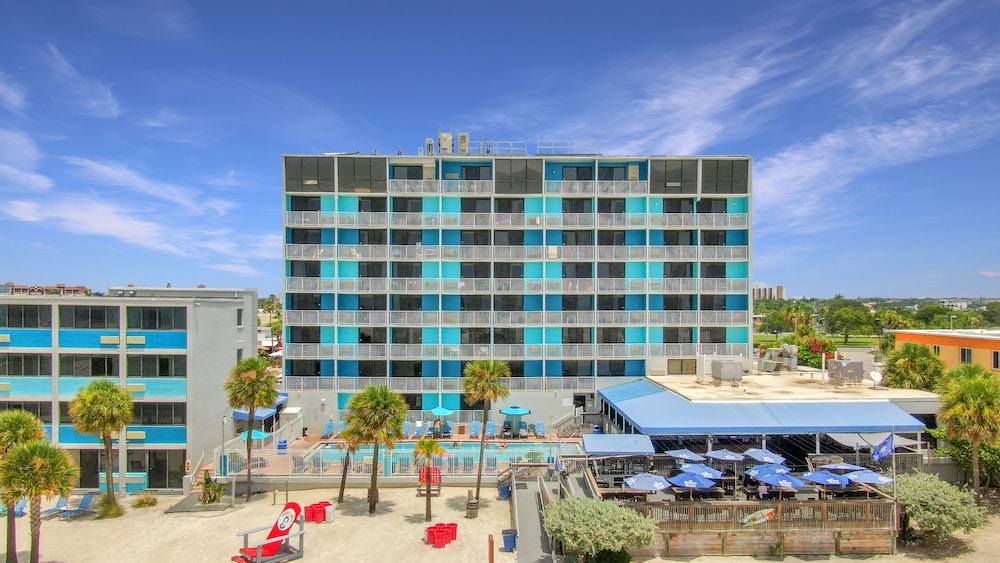 Bilmar Beach Resort — Hotel building in Treasure Island, Florida