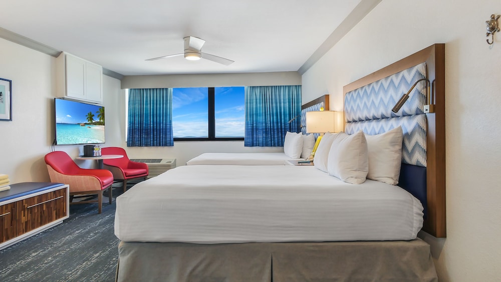 Bilmar Beach Resort — Hotel rooms in Treasure Island, Florida