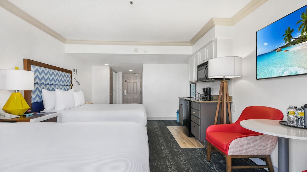 Bilmar Beach Resort — Hotel rooms in Treasure Island, Florida