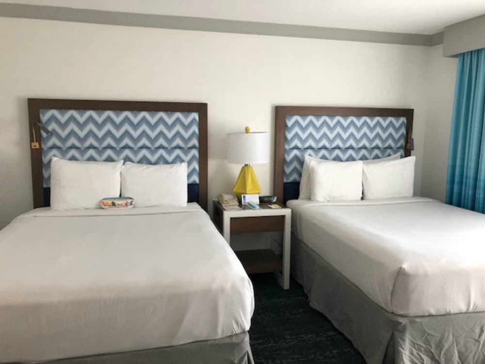 Bilmar Beach Resort — Hotel rooms in Treasure Island, Florida