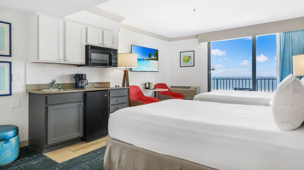 Bilmar Beach Resort — Hotel rooms in Treasure Island, Florida