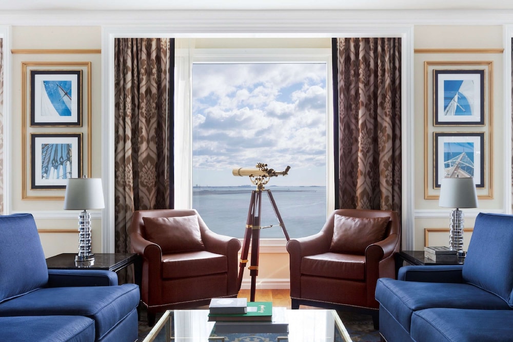 Boston Harbor Hotel — Hotel rooms in Boston, Massachusetts