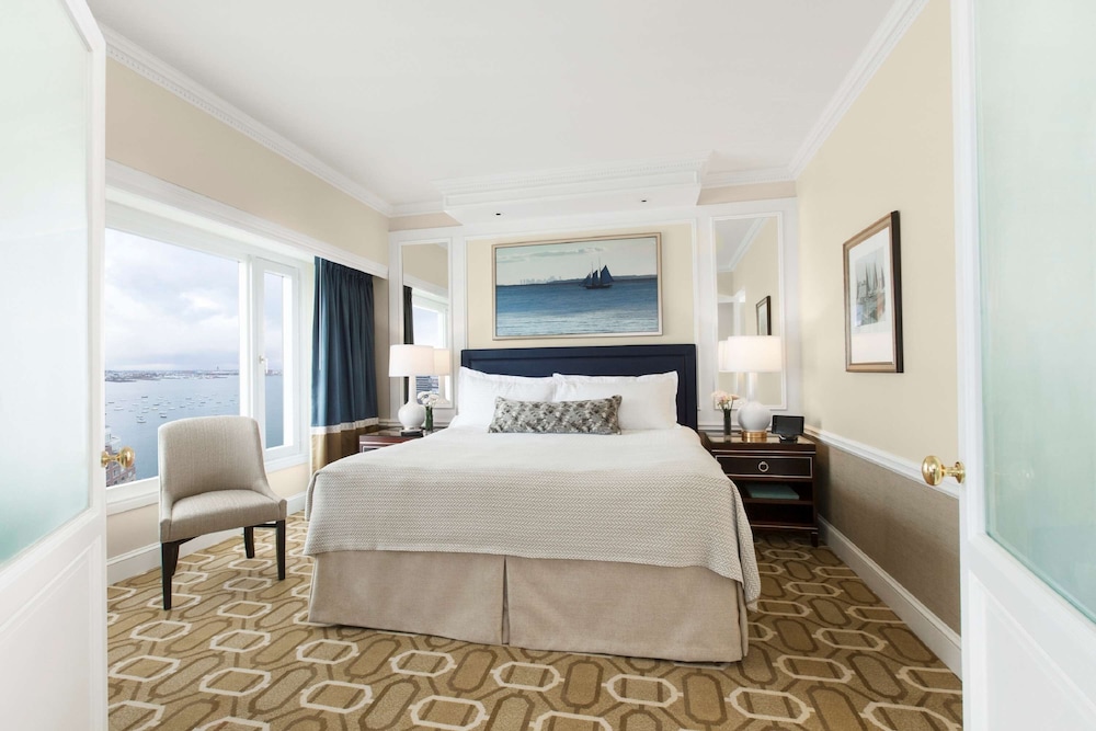 Boston Harbor Hotel — Hotel rooms in Boston, Massachusetts