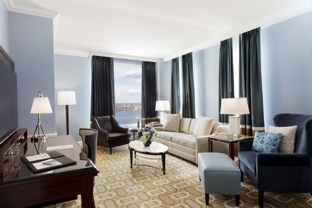 Boston Harbor Hotel — Hotel rooms in Boston, Massachusetts