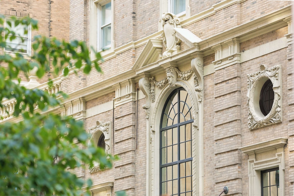 Hilton Boston Park Plaza — Hotel building in Boston, Massachusetts