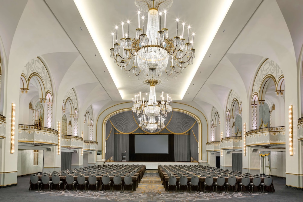 Hilton Boston Park Plaza — Hotel building in Boston, Massachusetts