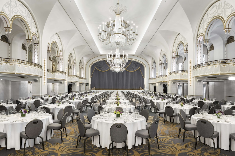 Hilton Boston Park Plaza — Restaurant & bars in Boston, Massachusetts