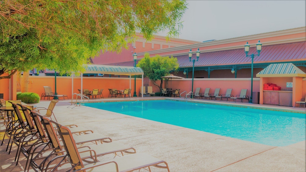 Boulder Station Hotel and Casino — Swimming pool in Las Vegas, Nevada