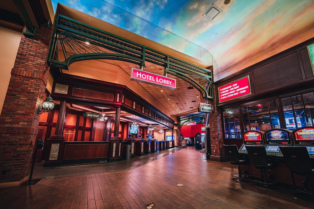 Boulder Station Hotel and Casino — Hotel building in Las Vegas, Nevada