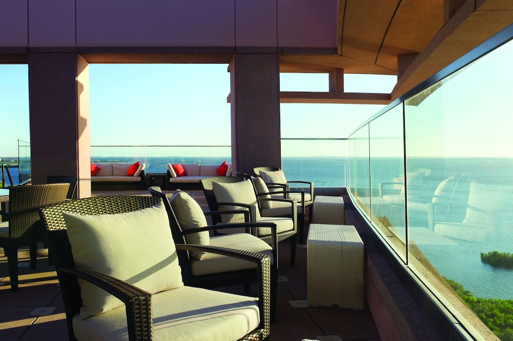 Grand Hyatt Tampa Bay — Restaurant & bars in Tampa, Florida