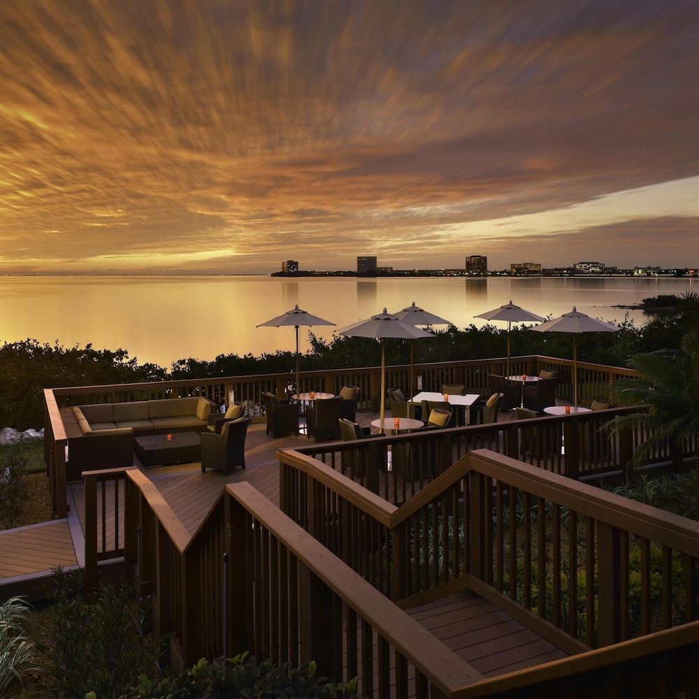 Grand Hyatt Tampa Bay — Restaurant & bars in Tampa, Florida