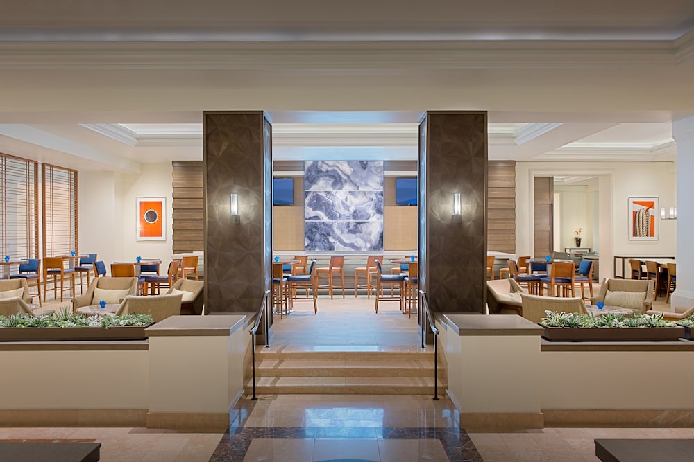 Grand Hyatt Tampa Bay — Restaurant & bars in Tampa, Florida