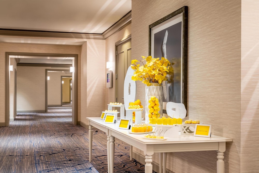 Grand Hyatt Tampa Bay — Restaurant & bars in Tampa, Florida