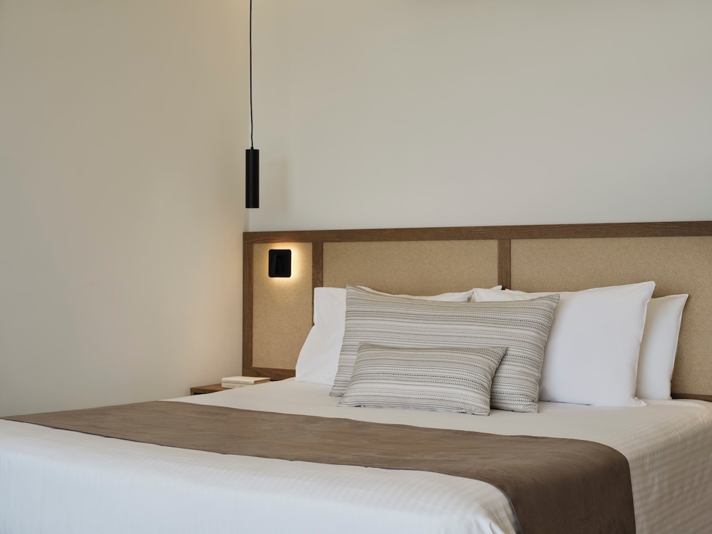 Aeolos Beach Resort All Inclusive — Hotel rooms in Perama (Corfu), Ionian Islands