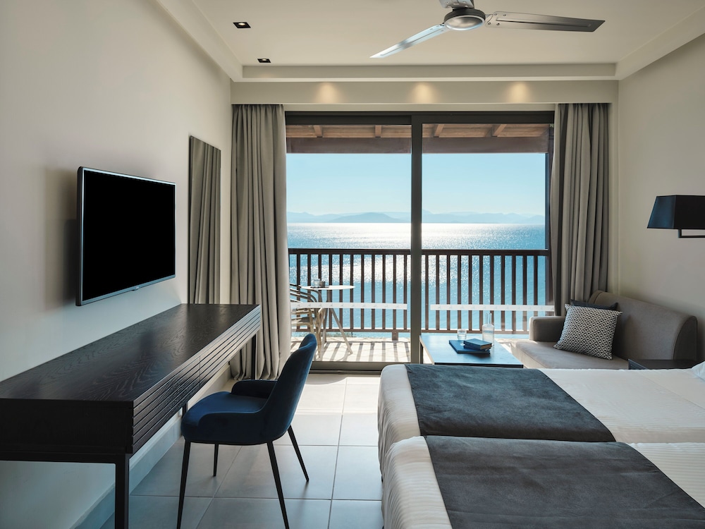 Aeolos Beach Resort All Inclusive — Hotel rooms in Perama (Corfu), Ionian Islands