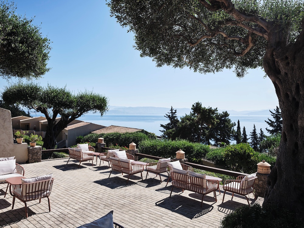 Aeolos Beach Resort All Inclusive — Restaurant & bars in Perama (Corfu), Ionian Islands