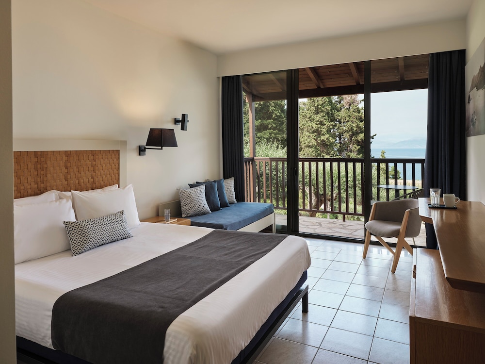 Aeolos Beach Resort All Inclusive — Hotel rooms in Perama (Corfu), Ionian Islands