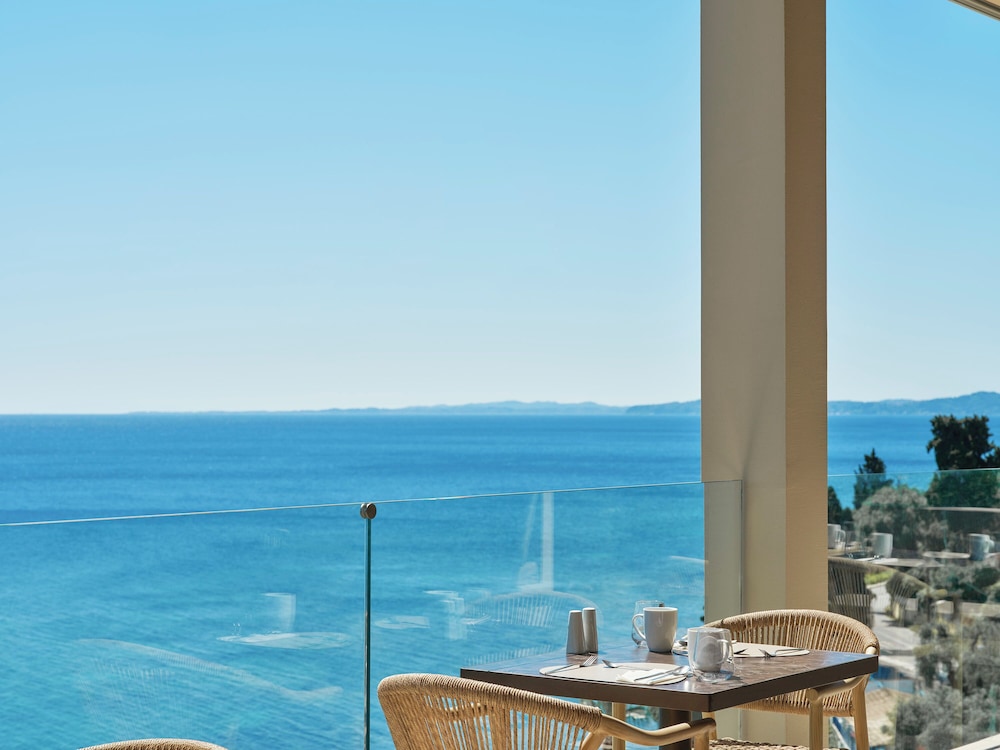 Aeolos Beach Resort All Inclusive — Restaurant & bars in Perama (Corfu), Ionian Islands