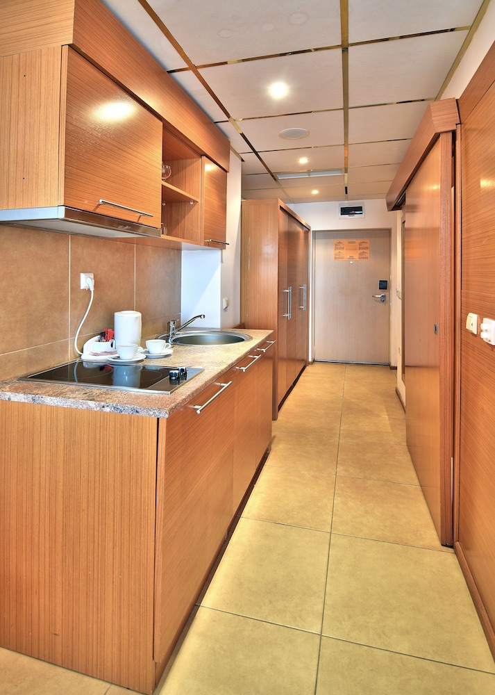 Flamingo Grand Hotel & SPA — Hotel rooms in Albena, Dobrich