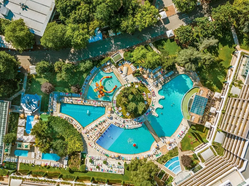 Flamingo Grand Hotel & SPA