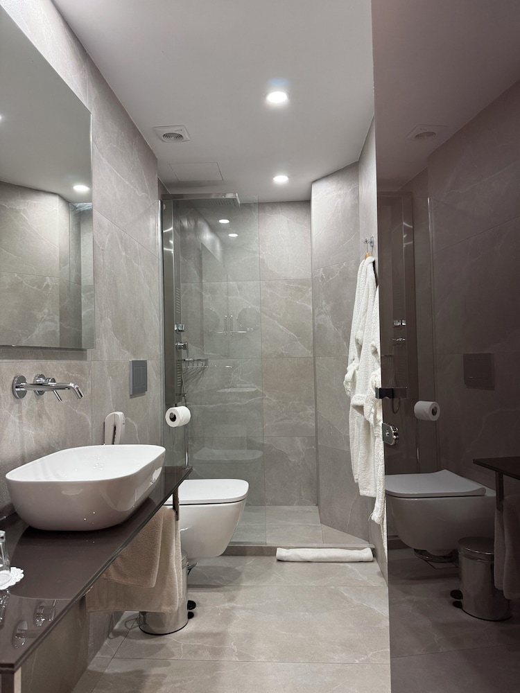 Galaxy Beach Resort, BW Premier Collection — Hotel rooms in Laganas, Ionian Islands