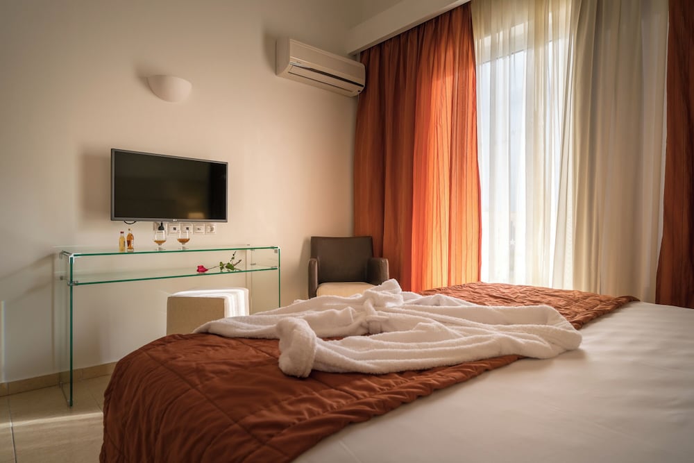 Galaxy Beach Resort, BW Premier Collection — Hotel rooms in Laganas, Ionian Islands