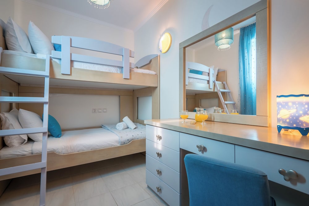 Galaxy Beach Resort, BW Premier Collection — Hotel rooms in Laganas, Ionian Islands