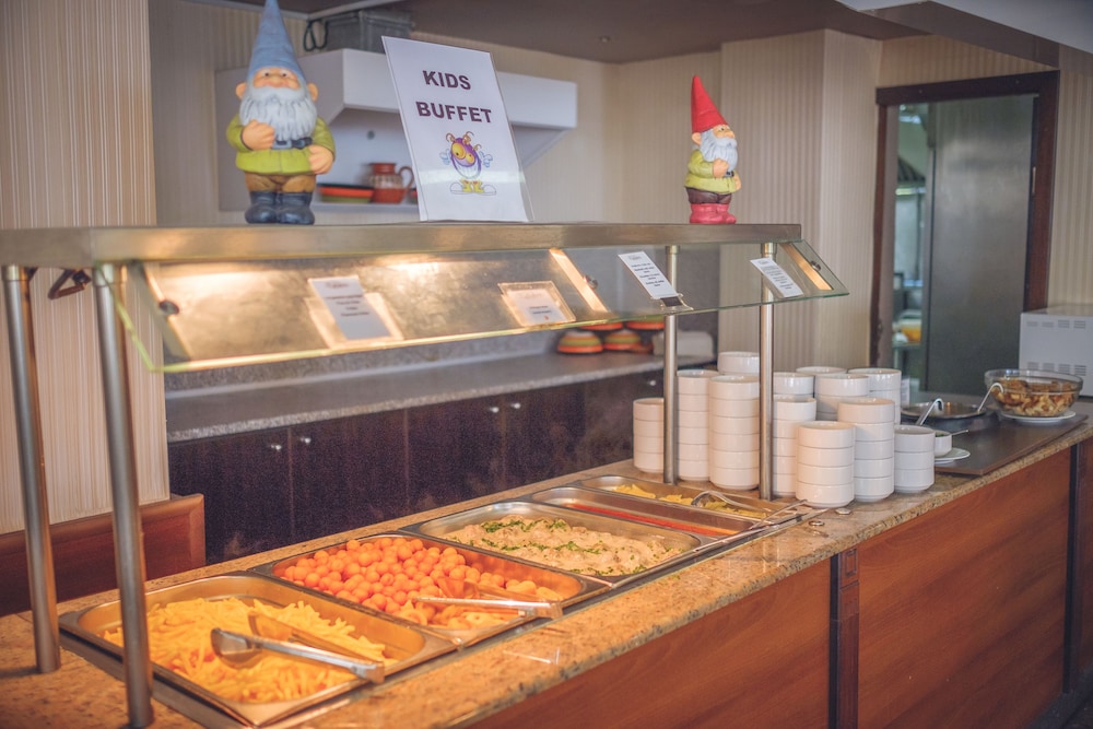 Kaliakra Palace — Restaurant & bars in Golden Sands, Varna Region